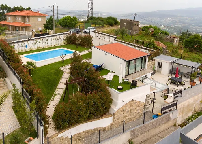 Casa Alto Da Massada * Canelas (Penafiel)